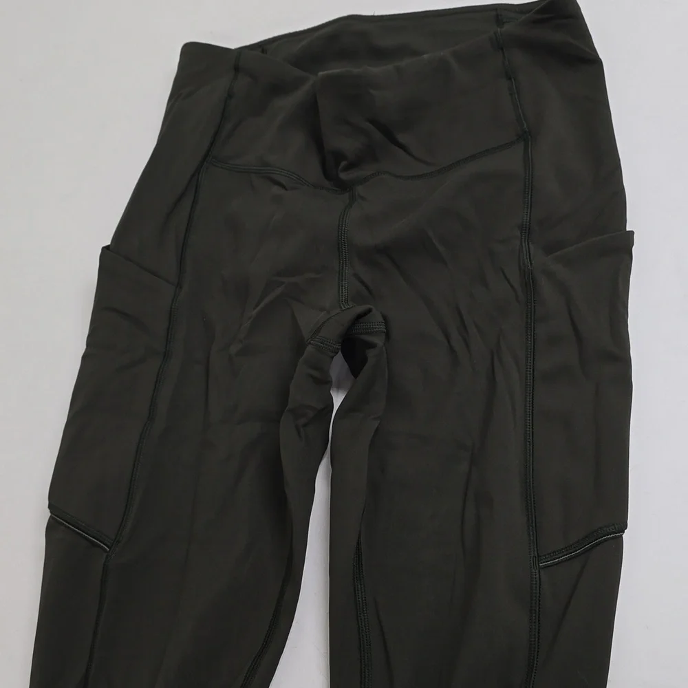 Lululemon Speed Up Tight *Full-On Luxtreme 28